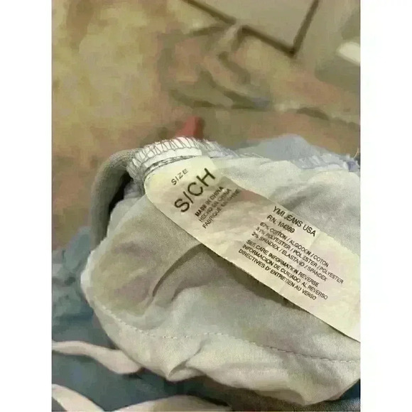 Short Jeans - Picture 9 of 9